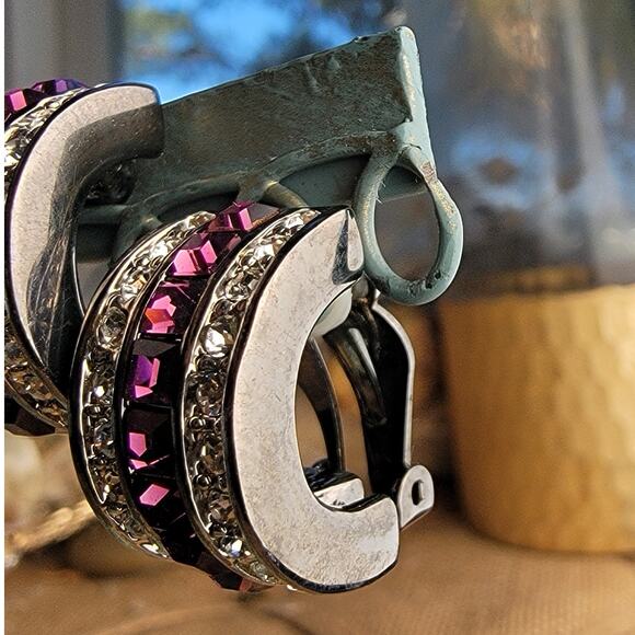 Vintage 1990s silver earrings, bold purple and clear crystal clip-ons - Picture 4 of 10